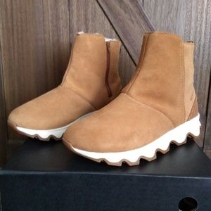 Sorel Kinetic Short Boot